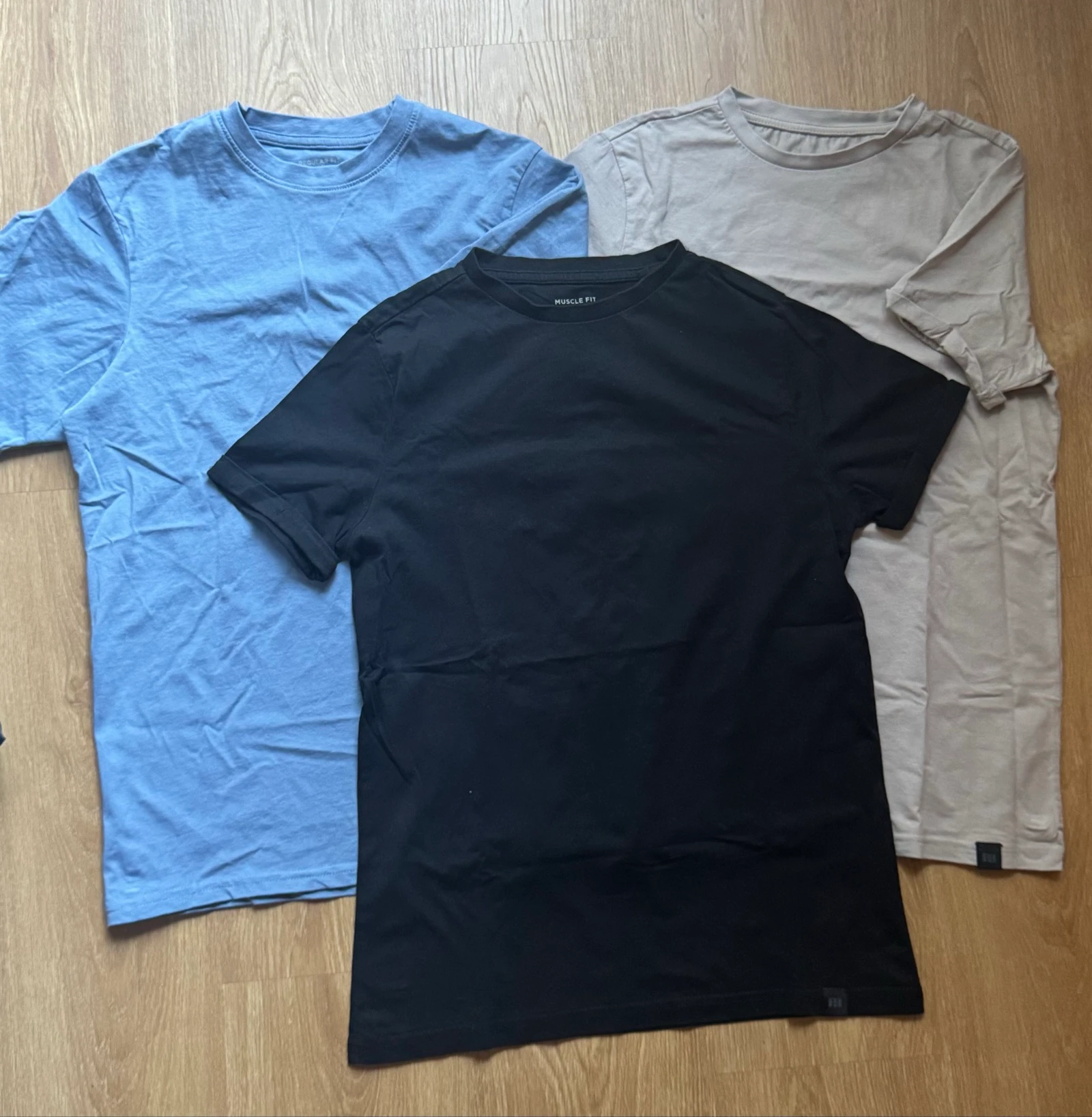 Lote de 3 camisetas básicas Pull&Bear para hombre – photo 3